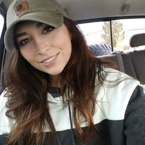 Meet your Posher, Briana